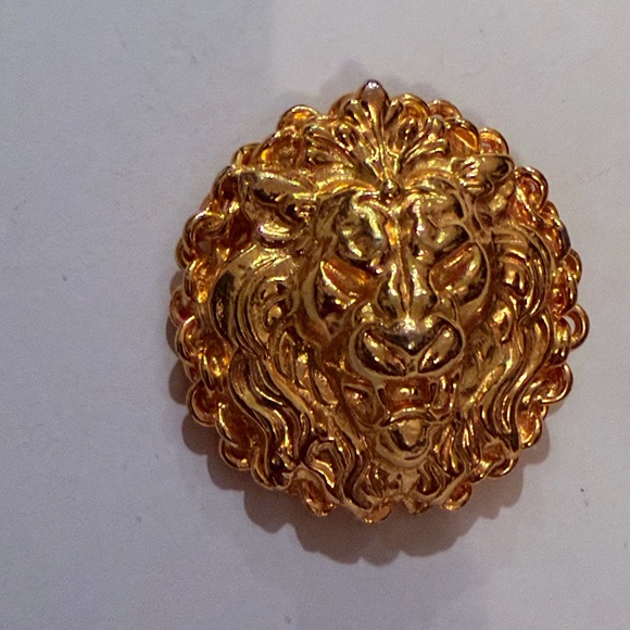 Vtg Anne Klein Gold-Tone Lion Head Brooch - Picture 4 of 6